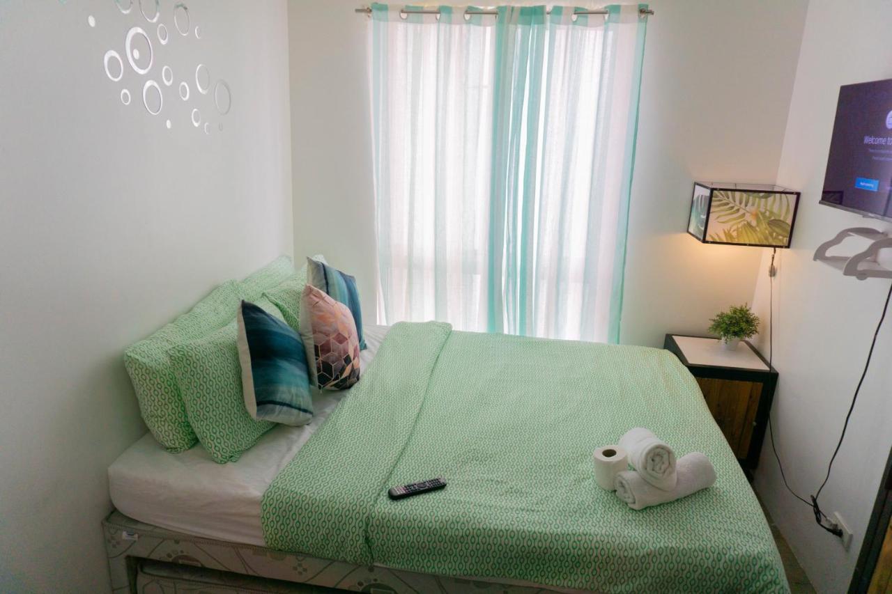 Appartement Retreat Haven In La Bella Tagaytay à Tagaytay City Extérieur photo