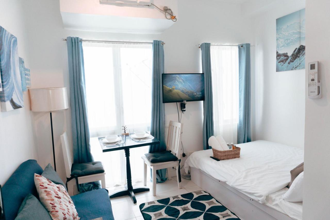 Appartement Retreat Haven In La Bella Tagaytay à Tagaytay City Extérieur photo