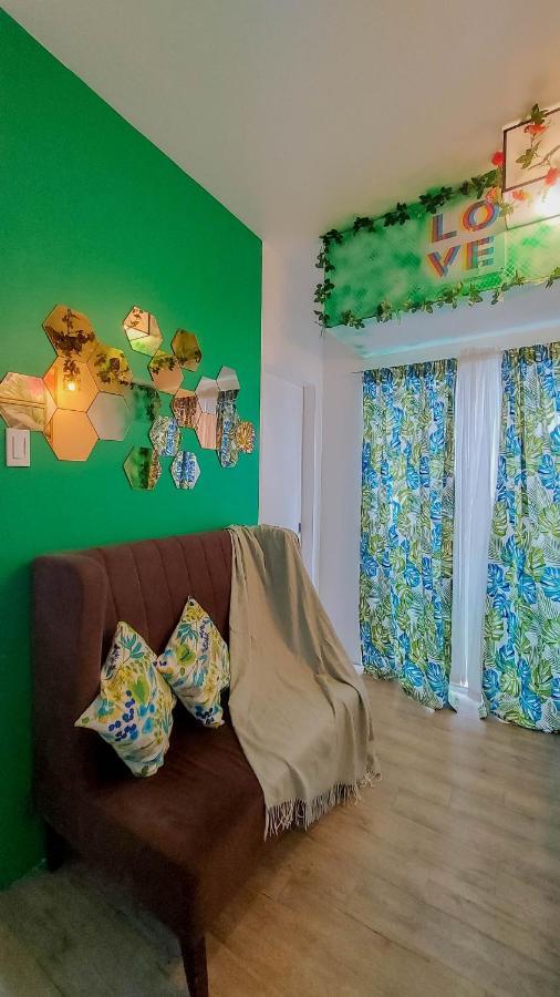 Appartement Retreat Haven In La Bella Tagaytay à Tagaytay City Extérieur photo