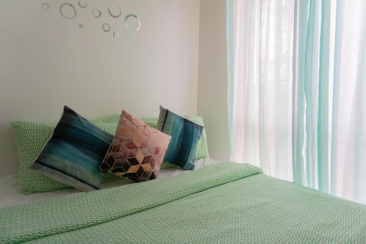 Appartement Retreat Haven In La Bella Tagaytay à Tagaytay City Extérieur photo