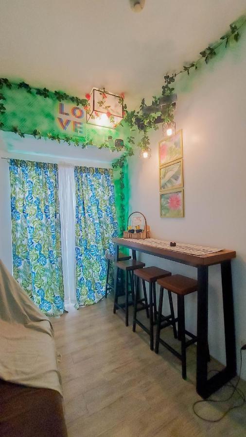 Appartement Retreat Haven In La Bella Tagaytay à Tagaytay City Extérieur photo